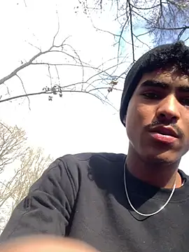 Snapshot of Ryan-hot chatting on January 9, 2025, 11:03 am Ryan-hot online show from January 9, 2025, 11:03 am