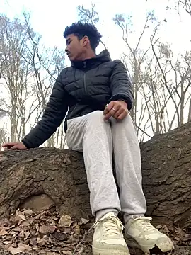 Snapshot of Ryan-hot chatting on January 23, 2025, 2:50 pm Ryan-hot online show from January 23, 2025, 2:50 pm