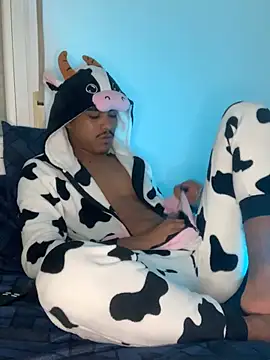 Snapshot of Ryan-hot chatting on January 26, 2025, 3:17 am Ryan-hot online show from January 26, 2025, 3:17 am