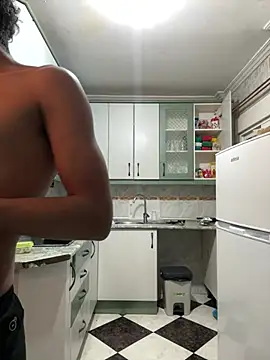 Snapshot of Ryan-hot chatting on February 9, 2025, 3:53 am Ryan-hot online show from February 9, 2025, 3:53 am