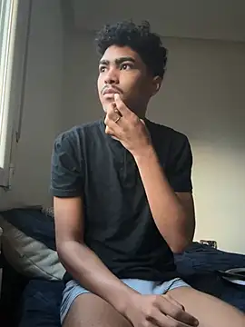 Snapshot of Ryan-hot chatting on February 21, 2025, 5:53 pm Ryan-hot online show from February 21, 2025, 5:53 pm