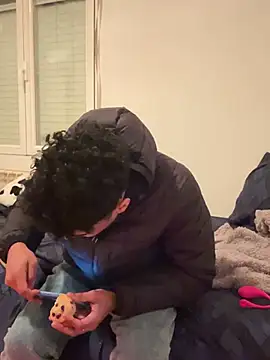 Snapshot of Ryan-hot chatting on February 22, 2025, 9:48 pm Ryan-hot online show from February 22, 2025, 9:48 pm