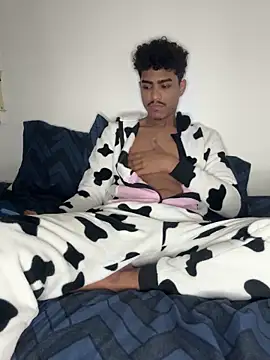 Snapshot of Ryan-hot chatting on February 27, 2025, 6:29 am Ryan-hot online show from February 27, 2025, 6:29 am