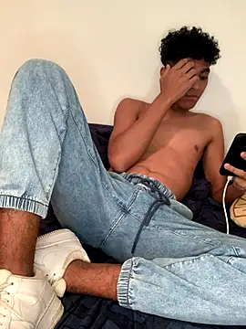 Snapshot of Ryan-hot chatting on September 16, 2025, 7:59 pm Ryan-hot online show from September 16, 2025, 7:59 pm