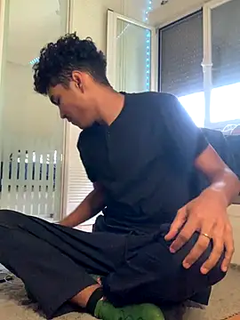 Snapshot of Ryan-hot chatting on September 30, 2025, 3:50 pm Ryan-hot online show from September 30, 2025, 3:50 pm