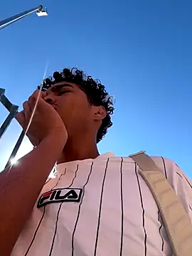 Snapshot of Ryan-hot chatting on October 2, 2025, 2:13 pm Ryan-hot online show from October 2, 2025, 2:13 pm