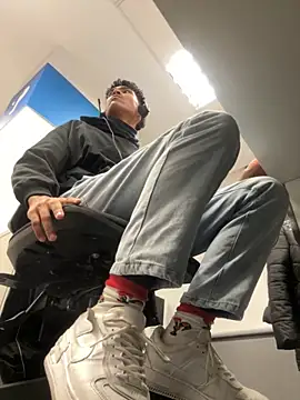 Snapshot of Ryan-hot chatting on November 26, 2025, 4:08 pm Ryan-hot online show from November 26, 2025, 4:08 pm