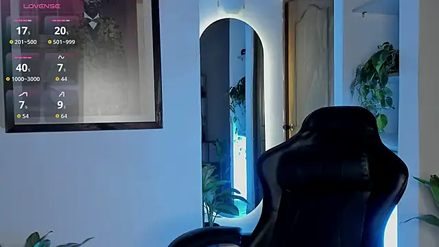 CherryyBrrr1 online show from November 29, 2025, 3:20 am