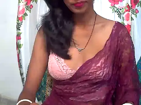 sexy janu25 online show from March 25, 2026, 3:40 pm