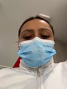 Keittly  online show from January 26, 2025, 4:20 pm