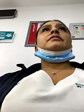 Keittly  online show from October 11, 2025, 1:49 am