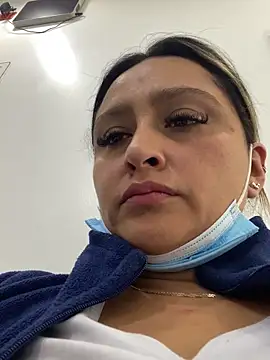 Keittly  online show from November 23, 2025, 12:38 pm