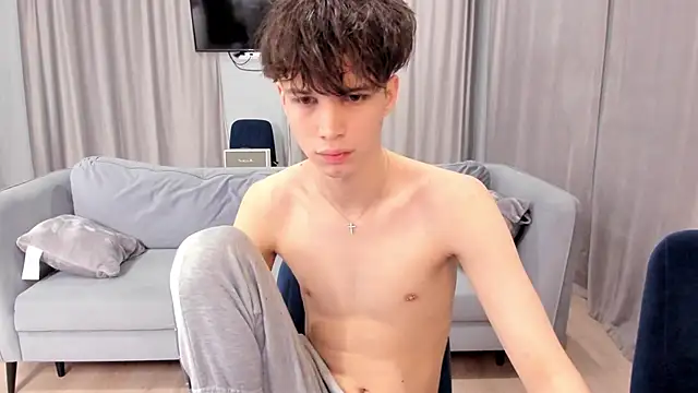 Im Shine Guy online show from December 19, 2024, 10:53 pm