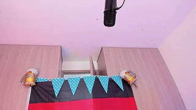 AndreaVelasco online show from September 28, 2025, 7:19 pm