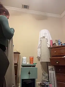 Snapshot of HotMessStilltheBest chatting on November 7, 2025, 6:57 am HotMessStilltheBest online show from November 7, 2025, 6:57 am