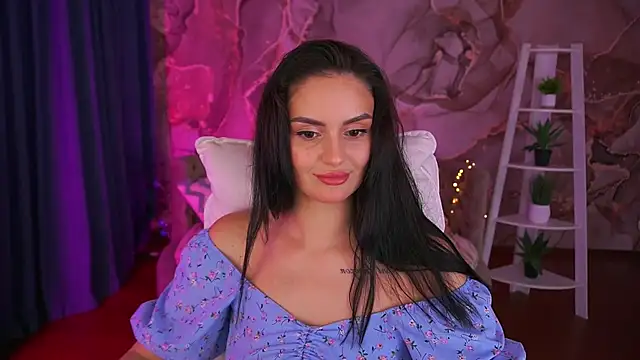 MilashaLovely online show from December 3, 2025, 2:04 pm