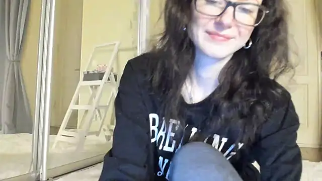 Snapshot of Baby_Jewel chatting on February 6, 2025, 11:10 am Baby Jewel online show from February 6, 2025, 11:10 am