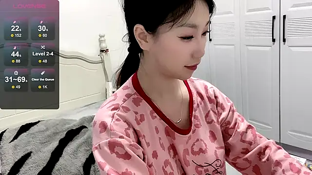 Snapshot of MMiao-66u chatting on February 3, 2025, 12:03 pm MMiao-66u online show from February 3, 2025, 12:03 pm