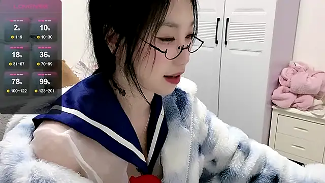 Snapshot of MMiao-66u chatting on February 7, 2025, 3:52 pm MMiao-66u online show from February 7, 2025, 3:52 pm