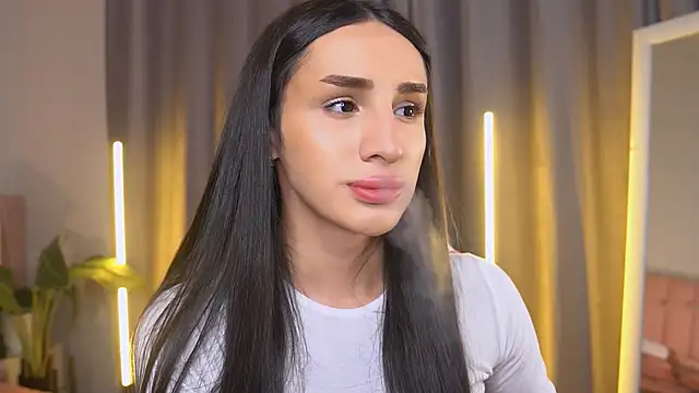 Snapshot of Kim_Oberlin_ chatting on November 13, 2025, 3:55 pm Kim Oberlin online show from November 13, 2025, 3:55 pm