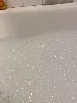 Gilgamesch1704 online show from January 8, 2025, 3:07 pm