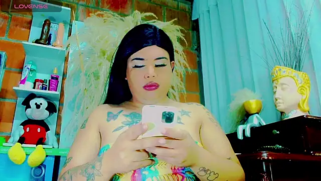 nauthyvalentina online show from February 18, 2026, 2:02 pm