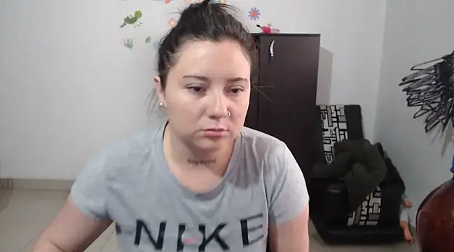 Snapshot of allison_11p chatting on December 2, 2024, 3:03 pm allison 11p online show from December 2, 2024, 3:03 pm