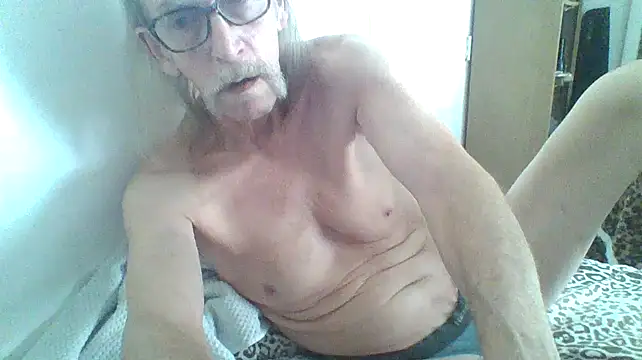 friendlychat1 online show from October 13, 2025, 6:08 pm