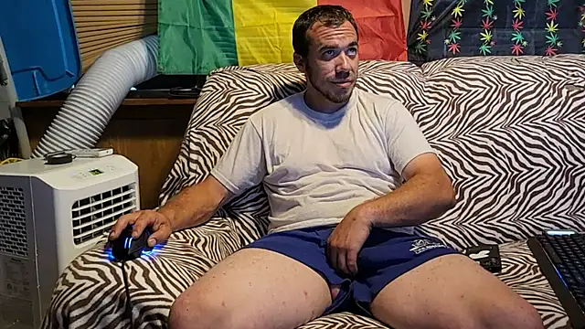 ScubaStevex online show from July 3, 2026, 12:28 am