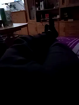 Snapshot of ich411983 chatting on September 24, 2025, 8:23 pm ich411983 online show from September 24, 2025, 8:23 pm