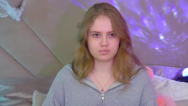 Snapshot of SelinSwarovski chatting on November 4, 2025, 4:22 am SelinSwarovski online show from November 4, 2025, 4:22 am