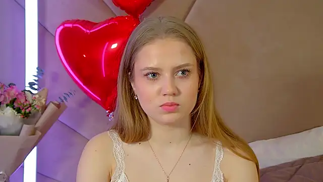 Snapshot of SelinSwarovski chatting on February 11, 2026, 5:07 pm SelinSwarovski online show from February 11, 2026, 5:07 pm