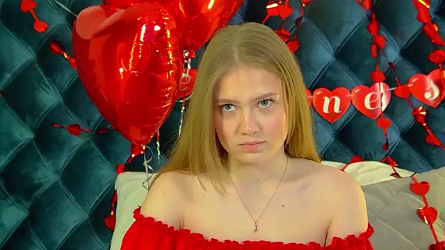 Snapshot of SelinSwarovski chatting on February 14, 2026, 4:26 pm SelinSwarovski online show from February 14, 2026, 4:26 pm