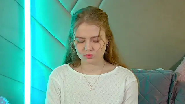 Snapshot of SelinSwarovski chatting on March 1, 2026, 3:47 pm SelinSwarovski online show from March 1, 2026, 3:47 pm