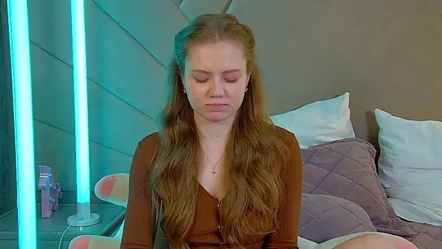 Snapshot of SelinSwarovski chatting on April 2, 2026, 3:15 am SelinSwarovski online show from April 2, 2026, 3:15 am