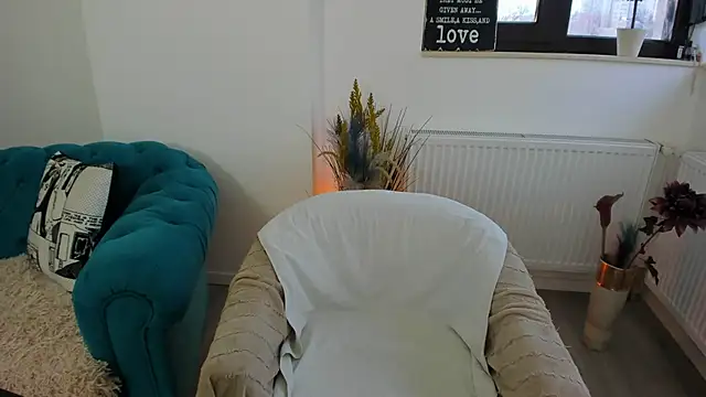 Snapshot of Arya_Shinex chatting on December 23, 2025, 9:51 am Arya Shinex online show from December 23, 2025, 9:51 am