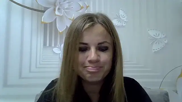 TinaFun4u online show from September 30, 2025, 7:52 pm