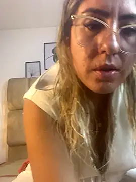 AdharaSmithh online show from September 20, 2025, 9:38 pm