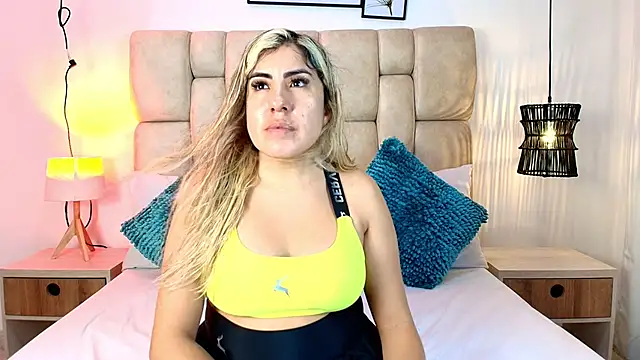 AdharaSmithh online show from November 10, 2025, 7:13 pm