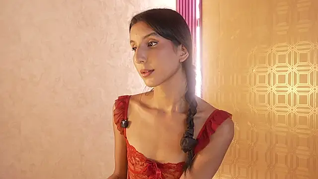 Bella19  online show from April 22, 2026, 9:05 pm