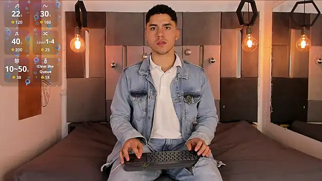 LiamNovak online show from December 20, 2025, 11:50 am