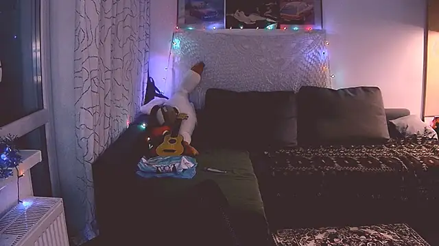 KatiKate online show from January 6, 2025, 3:40 pm