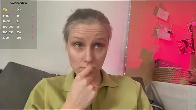 Snapshot of KatiKate chatting on March 31, 2026, 1:33 pm KatiKate online show from March 31, 2026, 1:33 pm