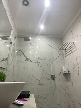 Snapshot of KloheCurvy chatting on September 20, 2025, 2:07 pm KloheCurvy online show from September 20, 2025, 2:07 pm