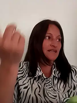 Snapshot of celeste-30_ chatting on February 5, 2025, 9:40 pm celeste-30 online show from February 5, 2025, 9:40 pm