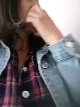 Snapshot of celeste-30_ chatting on March 13, 2025, 11:16 pm celeste-30 online show from March 13, 2025, 11:16 pm