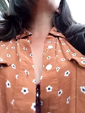 Snapshot of celeste-30_ chatting on March 17, 2025, 10:28 pm celeste-30 online show from March 17, 2025, 10:28 pm