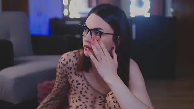 Snapshot of Mona_Lisss chatting on January 22, 2025, 11:56 am Mona Lisss online show from January 22, 2025, 11:56 am