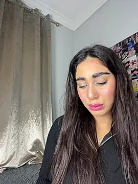 Meryem Queen online show from March 26, 2026, 3:12 am