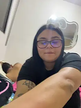 Snapshot of alissonfernandez_ chatting on July 5, 2026, 5:47 am alissonfernandez online show from July 5, 2026, 5:47 am